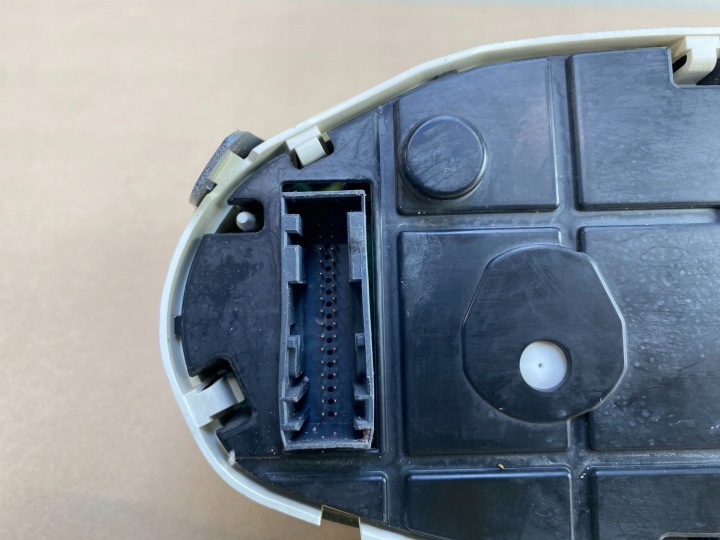 COMPTEUR FORD FIESTA MK7 DIESEL TABLEAU DE BORD EUROPE 6033EC2145