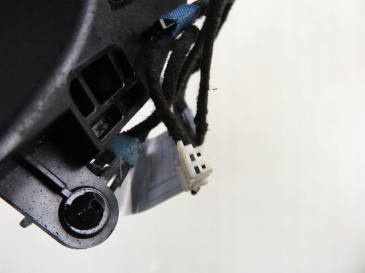 POIGNÉE GAUCHE AVANT BMW X1 E84 54061710 475
