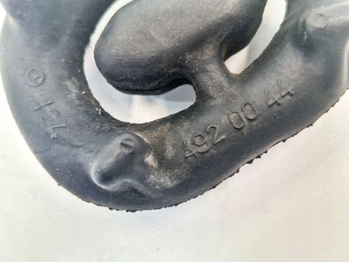 FIXATION ÉCHAPPEMENT MERCEDES-BENZ SL (R129) 1294920044 31304601 5.0L 235KW