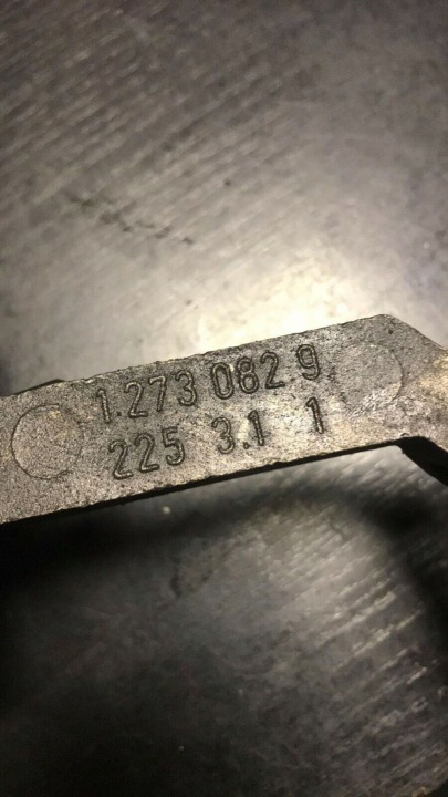 POMPE HUILES BMW 3 E30 1273082