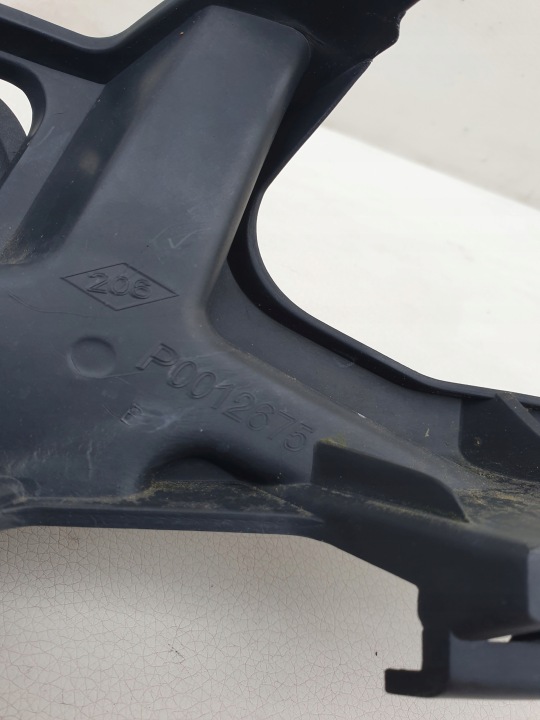 RENAULT LAGUNA III 07-10 LAVE-GLACE BOUCHON FIXATION BUSE DANS PARE-CHOCS AVANT GAUCHE