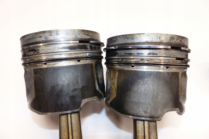 AUDI Q7 4L 3.0 TDI BUG PISTON BIELLE