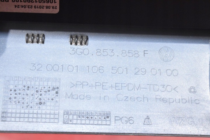 REVÊTEMENT SEUIL DROITE LD8S 3G0853858F VW PASSAT B8 BERLINE LIFT 19-21