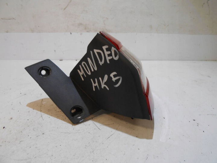 FORD MONDEO MK5 V PHARE ARRIÈRE DROITE UNIVERSEL DS73-13404-CD