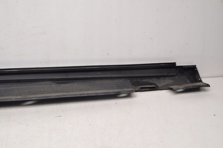 MERCEDES W176 REVÊTEMENT SEUIL GAUCHE AMG A1766980054