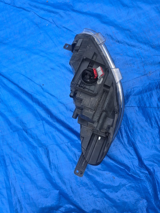 PHARE GAUCHE AVANT COMPLET LED FORD FIESTA MK8 H1BB-13E015-AF