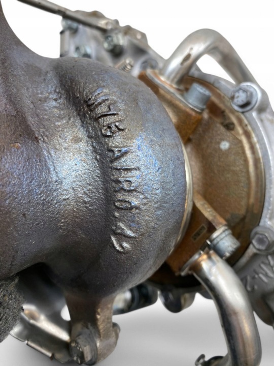 AUDI A4 S4 B9 8W TURBO 06N145701D