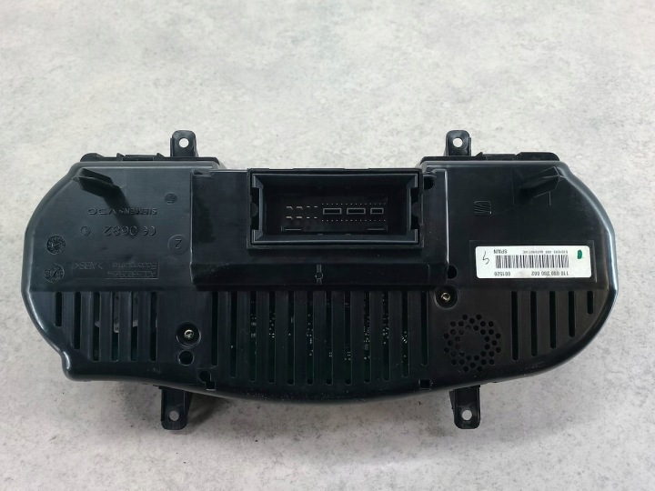 COMPTEUR SEAT ALTEA 5P0920822F A2C53029654 1.6 8V