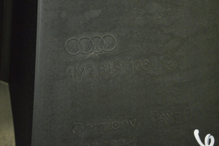 AUDI Q7 4M 2016 DOUBLURE DE PASSAGE DE ROUE AVANT