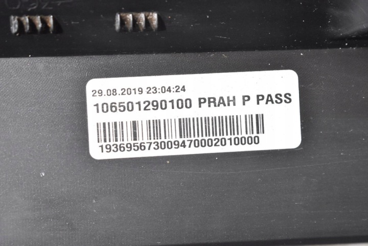 REVÊTEMENT SEUIL DROITE LD8S 3G0853858F VW PASSAT B8 BERLINE LIFT 19-21