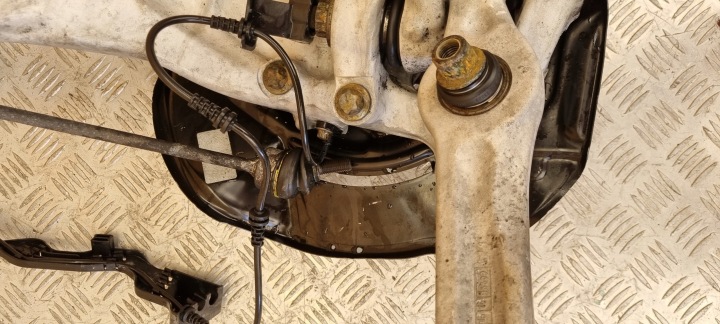 MERCEDES W222 ROTULE DE DIRECTION DROITE DROIT AVANT AVANT A2222001