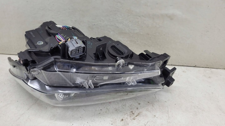 MAZDA 2 II 17- LIFT DJ LED GAUCHE PHARE AVANT AVANT PROJECTEUR