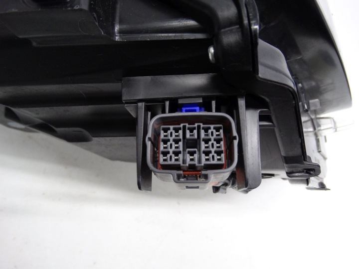 MAZDA 6 III GJ LIFT 18-24 PHARE DROITE COMPLET LED 12 GOUPILLE GRF5-51030 ORIGINALE