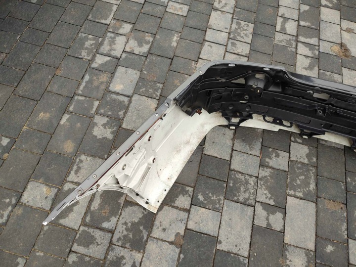 PARE-CHOCS ARRIÈRE ARRIÈRE MERCEDES W203 00- BERLINE A2038850825