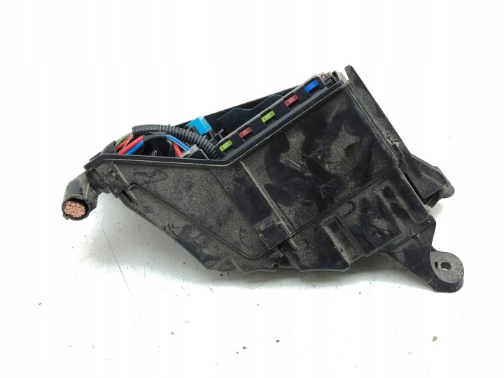 LEXUS IS 220D-250-350 BOÎTE FUSIBLES 2006 8921153020
