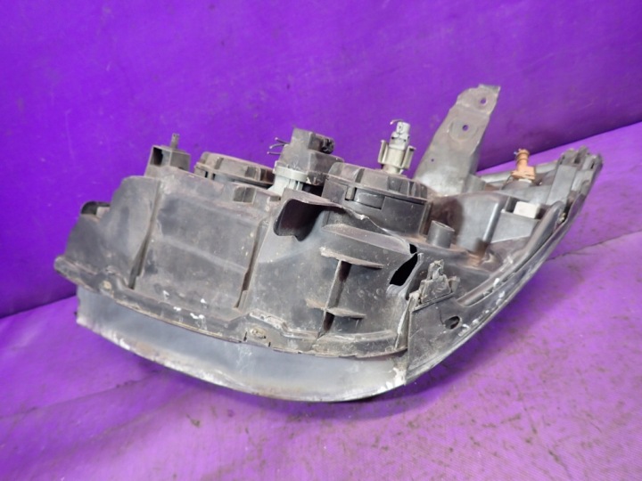 RENAULT SCENIC I LIFT RESTYLAGE 99-03 PHARE AVANT DROITE PROJECTEUR DROIT 89002383