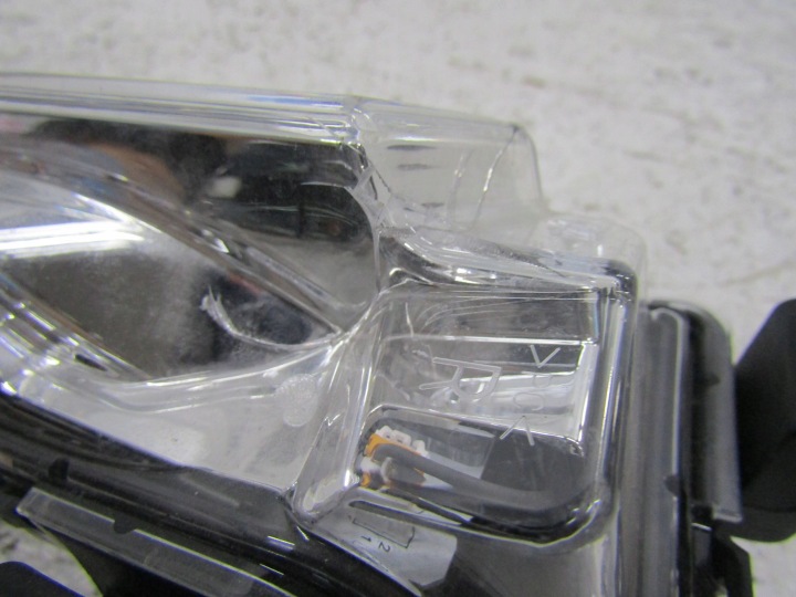 SUZUKI VITARA II PHARE FJD LED DROITE 755700RL