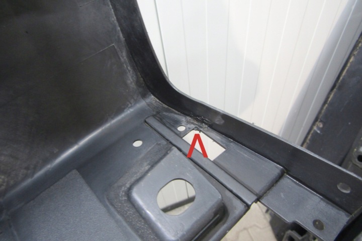 MOULURE SEUIL DROITE SUZUKI VITARA II 2 SEUIL 15-