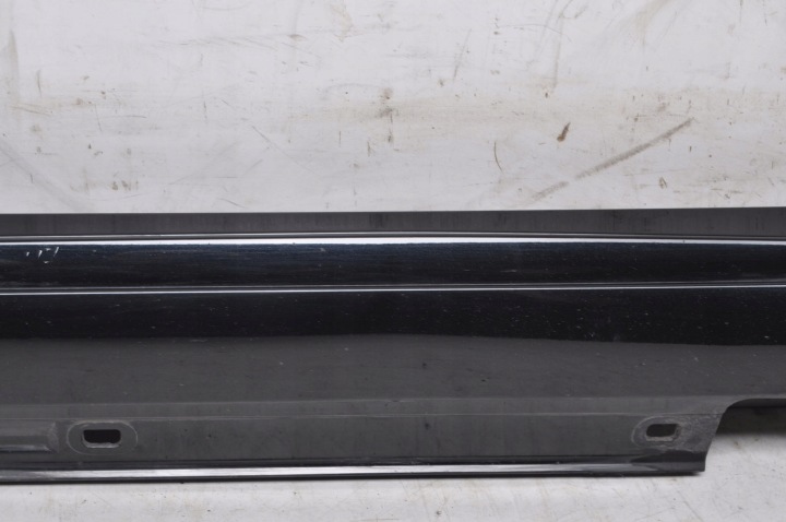 MERCEDES W117 REVÊTEMENT SEUIL GAUCHE 191 A1766980054