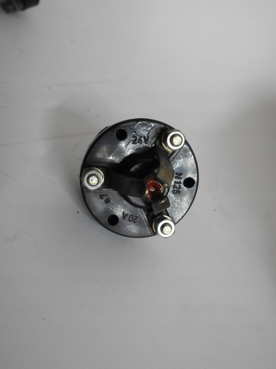PIÈCE DÉMARREUR BOUTON DÉMARREUR URSUS STAR 660 N125 20A PROMET