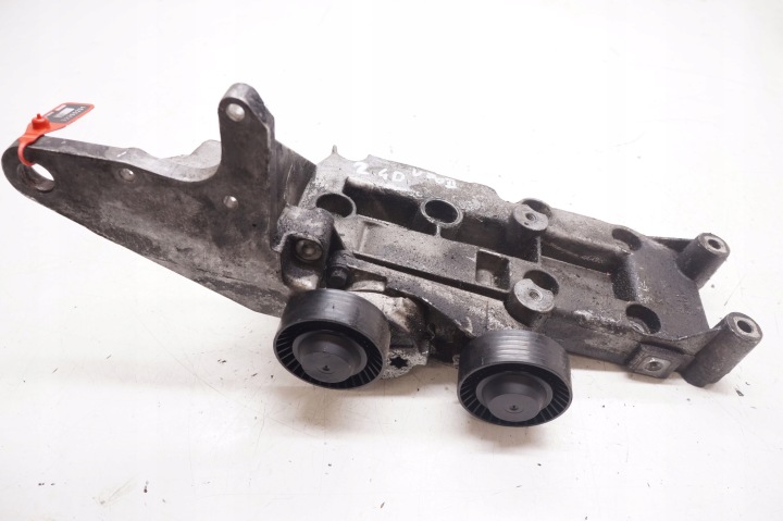 VOLVO XC90 I 2.4 POIGNÉE SUPPORT ALTERNATEUR POIGNÉE FIXATION 8642196