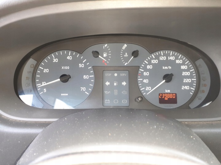 COMPTEUR RENAULT SCENIC I RESTYLAGE 1.9 DCI 102 F9Q 732 P8200071820