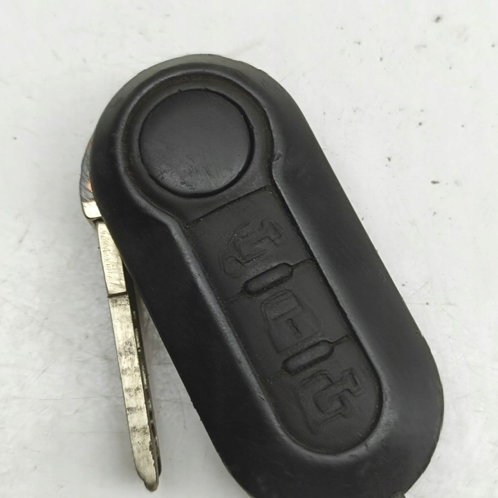 CLÉ PEUGEOT BOXER FURGON 1697037680 34058991 2.2L 103KW 2023
