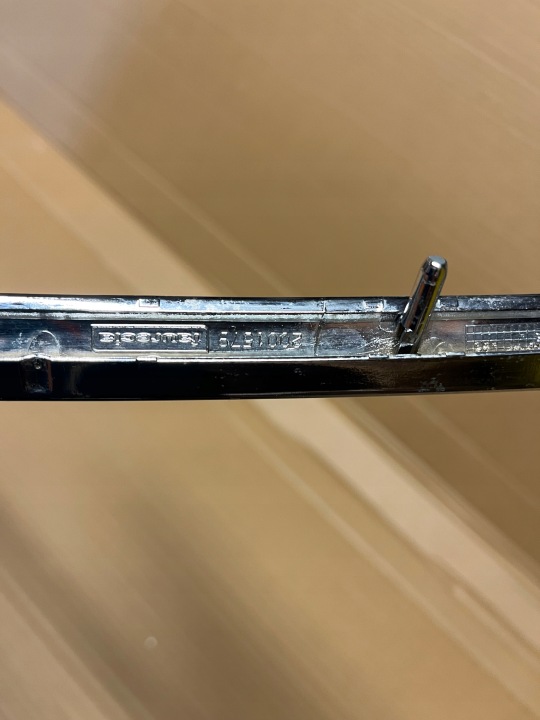 2001579 CITROEN C5 2008- MOULURE CHROME PARE-CHOCS AVANT 2001579