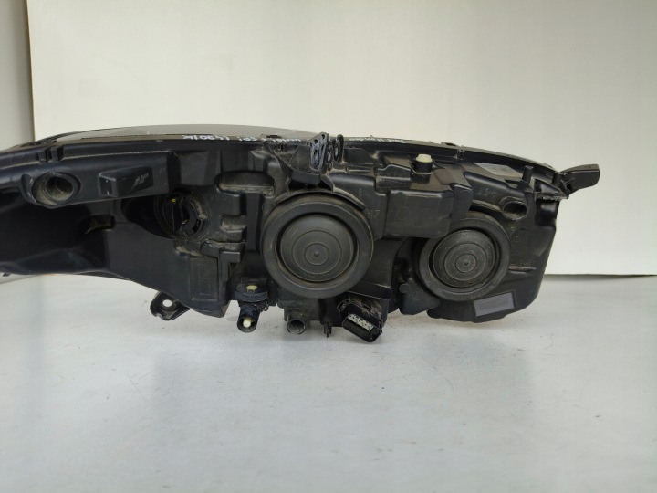 PHARE GAUCHE PROJECTEUR FORD MONDEO MK5 15-