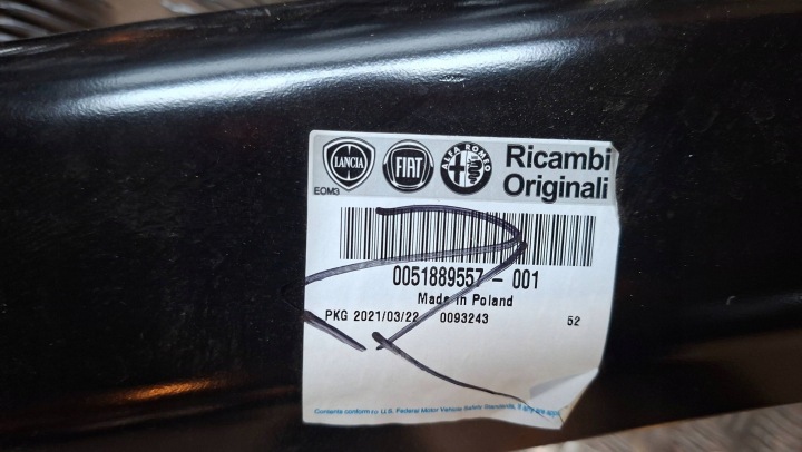 AXE ARRIÈRE 518895550 FIAT 500 LIFT 1.0 MILD 2019-