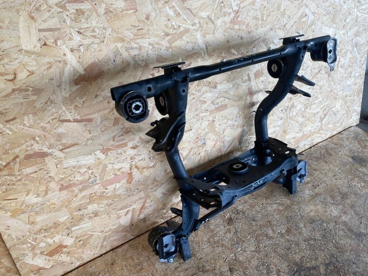 CHÂSSIS CHÂSSIS BERCEAU BANC SUSPENSION ARRIÈRE CUPRA BORN VW ID.4 VW ID3 ID.3 10S