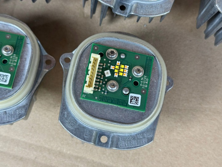 MERCEDES W246 W166 W292 W246 MODULE LED JEZ 1305715306