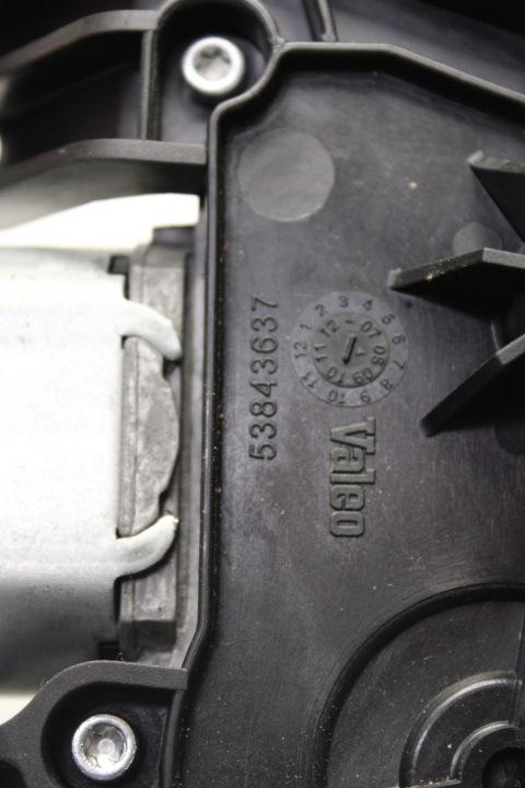 MERCEDES W169 LIFT 08R- PETIT MOTEUR MÉCANISME ESSUIE-GLACES ARRIÈRE A1698201340