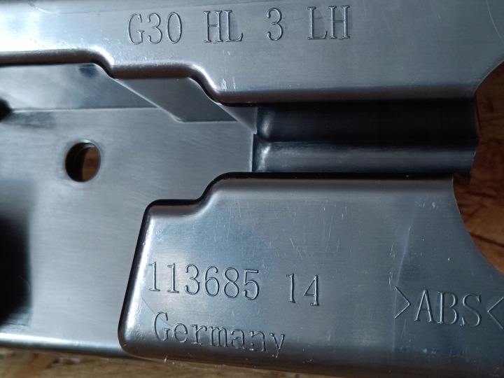 BMW F90 G30 G31 GLISSIÈRE BAGUETTES SEUIL GAUCHE 7387345