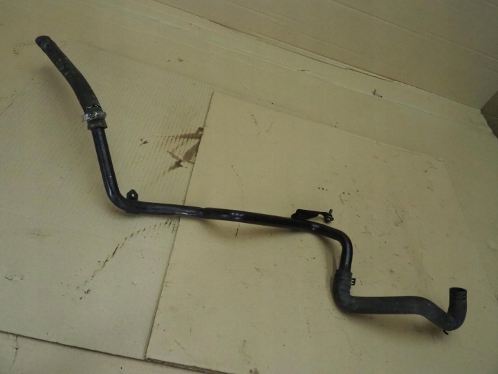 FIL TUYAU RADIATEUR VOLKSWAGEN TOURAN I 1,9 TDI 038121151B
