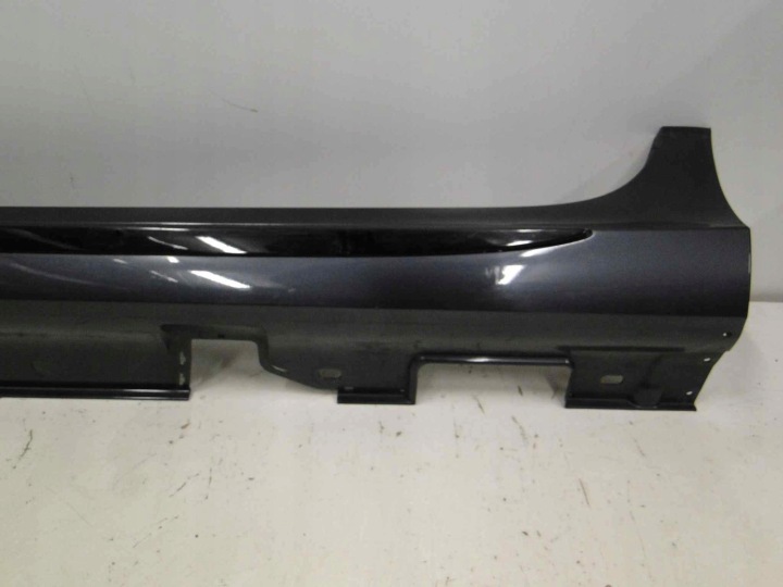 MERCEDES CLS 218 LIFT MOULURE SEUIL GAUCHE 63 AMG