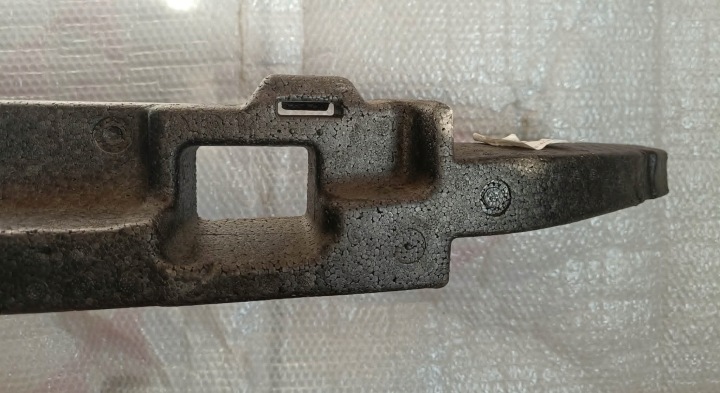 AMORTISSEUR MOUSSE PARE-CHOCS AVANT VOLKSWAGEN TOURAN II 2.287