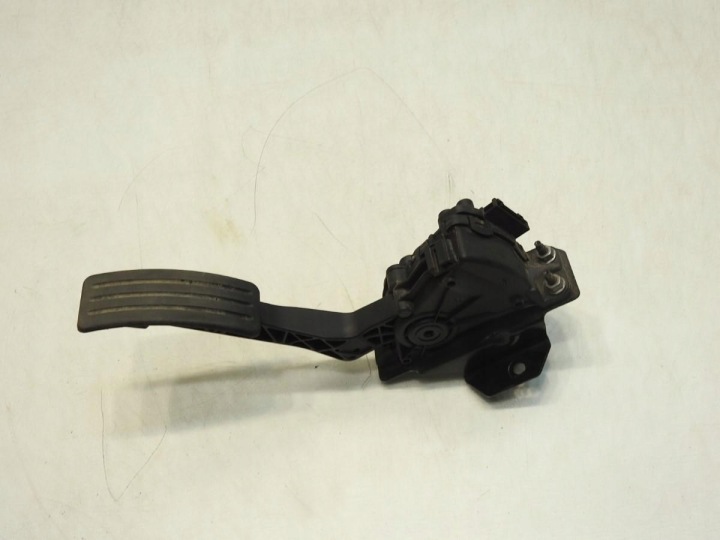 PÉDALE GAZ POTENTIOMÈTRE DACIA SANDERO I 1.5 DCI 8200386506D