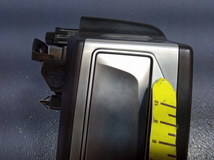 BMW 5 G30 G31 AROMATYZER ZAPACHU 6835478