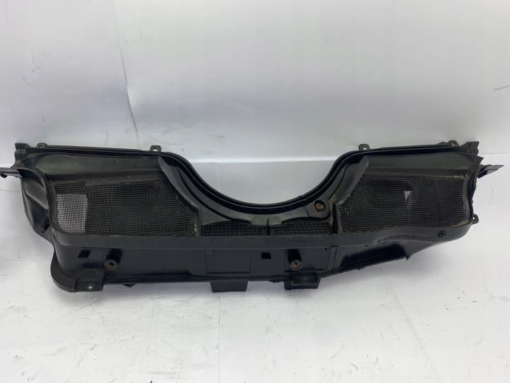 DOUBLURE DE PASSAGE DE ROUE COMPLET MERCEDES W124 1993-1996 E-KLASA 1246204278 1246283307