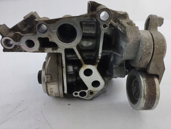 LEXUS NX 2017 POMPE À EAU 2241000432