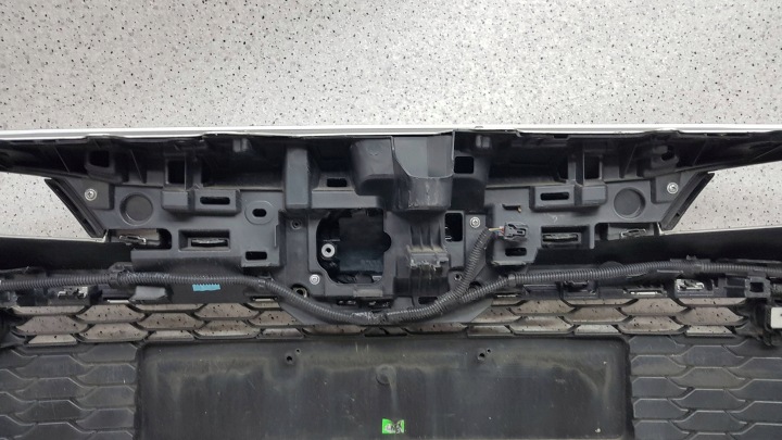 TOYOTA COROLLA E21 2019 PARE-CHOCS AVANT 52119-02P40