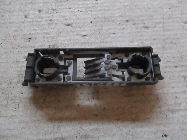 7995/56 DOUILLE D'AMPOULE ARRIÈRE DOUILLES ZAROWEK ZAROWNIK GAUCHE R OPEL OMEGA B GM5067