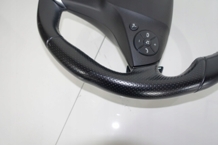 MERCEDES W212 VOLANT E-KLASA AMG W207 COUSSIN PALETTES