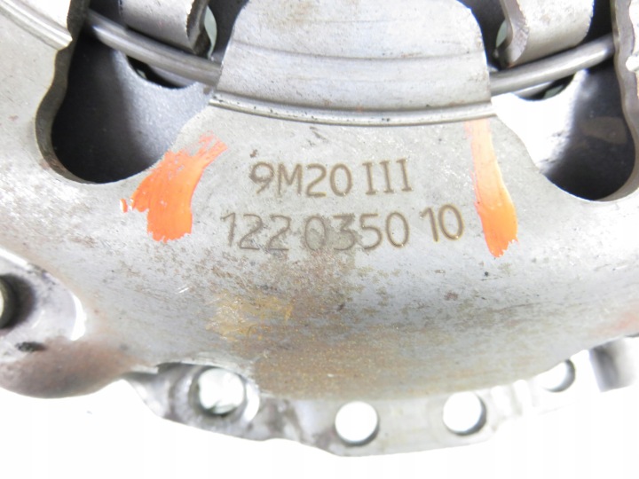 VOLANT D'INERTIE FORD FIESTA MK6 VI 1.4 TDCI 122035010 321011110 9649190560