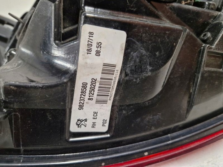 PEUGEOT 308 II 2 T9 LIFT PHARE DROIT ARRIÈRE ARRIÈRE HAYON 9823728580