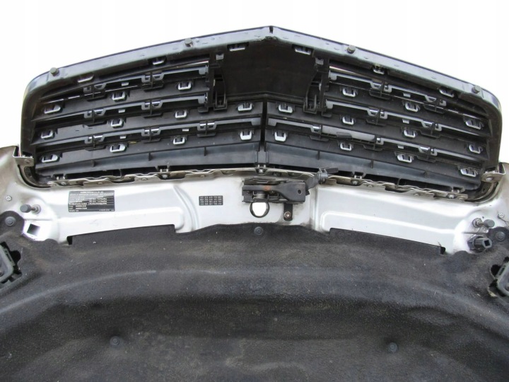 CAPOT MERCEDES AVEC W221 PEINTURE 197