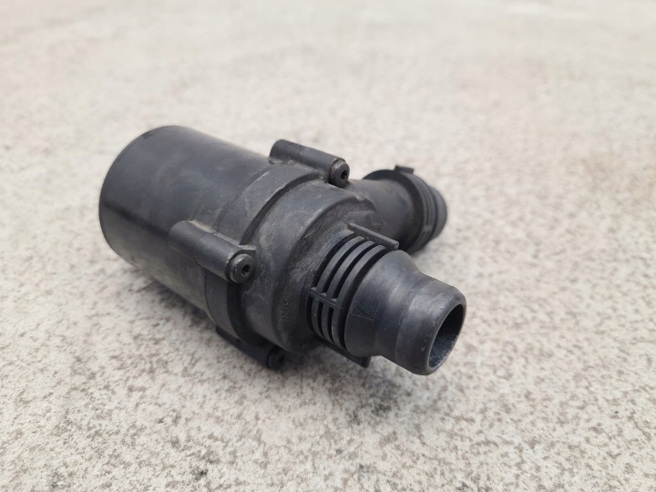 BMW 7 E65 3.0 POMPE À EAU 6922699
