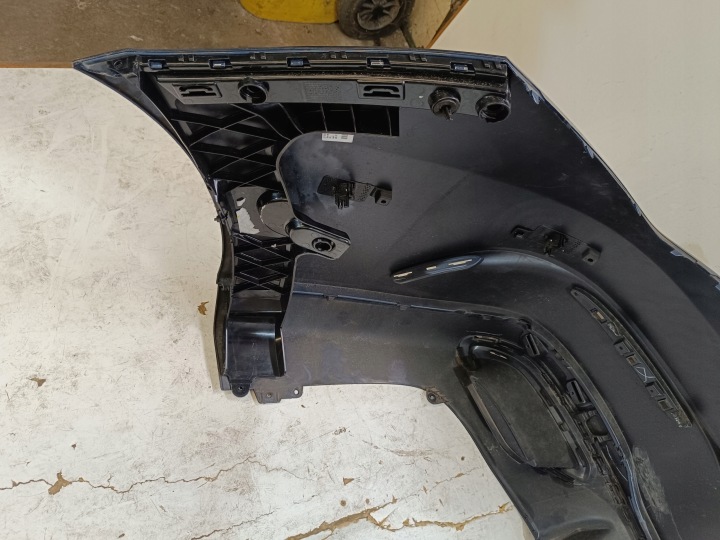 PARE-CHOCS MERCEDES CLA AMG W118 19+ ARRIÈRE NR M427 GLISSIÈRES