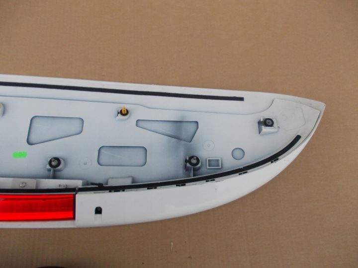VISIÈRE SPOILER COUVERCLES DE COFFRE ARRIÈRE FIAT 500L 735550185